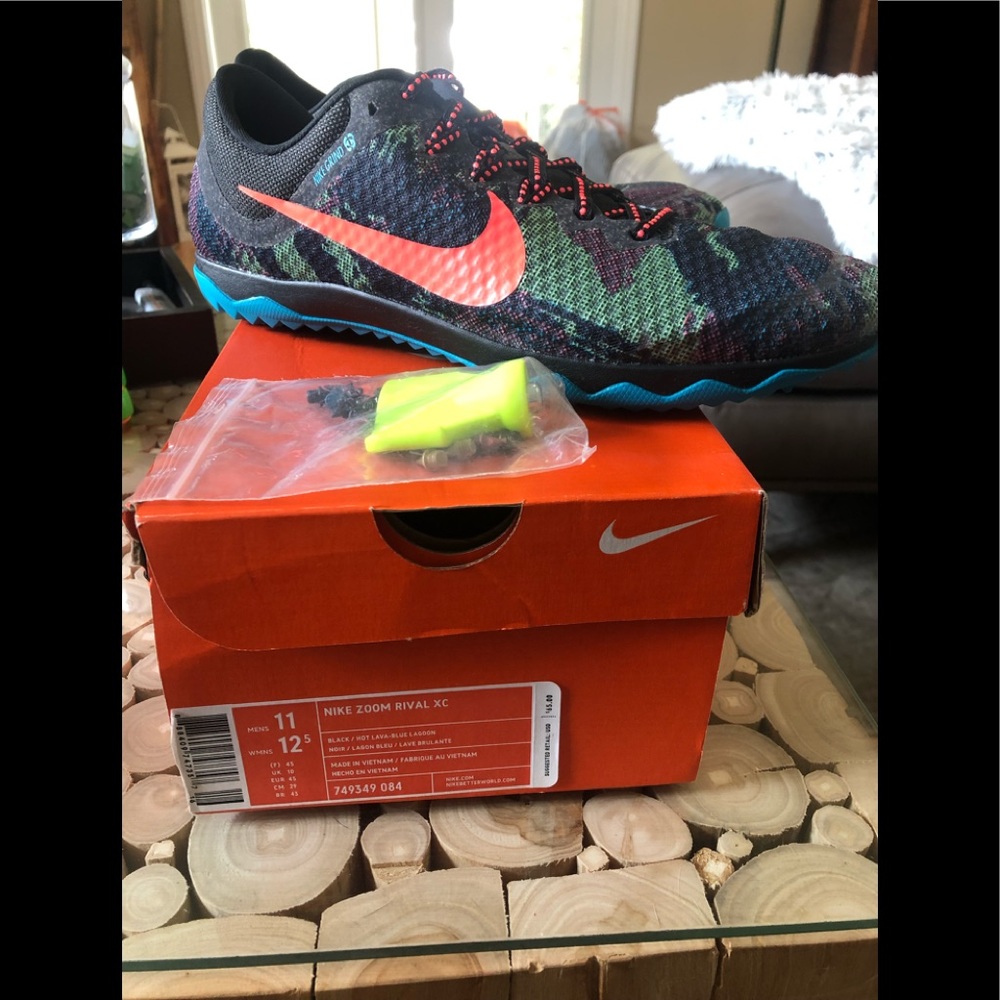Men’s Nike cleats - camo/black/hot lavablue lagoon